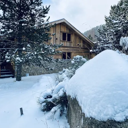 CHALET STANDING 180M2 ANGLES for 12 people.