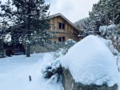 CHALET STANDING 180M2 ANGLES for 12 people.