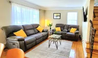 1 KING Bed 3 QUEEN Beds* Pet Friendly* Quiet