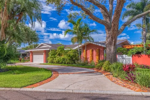 Manatee Cove Waterfront with Heated Pool, Kayaks, Dock, Boat Slip