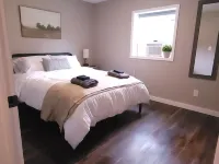 Freshly updated apartment with ample outdoor space Hoteles en Hector