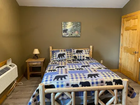 All about the view Отели рядом с достопримечательностью «Deep Creek Marina»