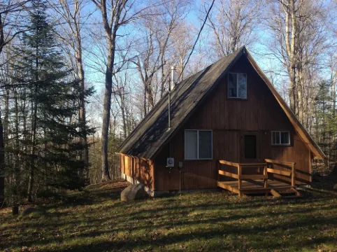 Baraga County Beaufort Lake Cabin