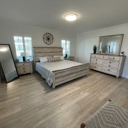 Waterfront Luxury Jupiter Home with Heated Pool, Sleeps 8 with Central AC