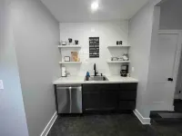 Grand Rapid's 2bedroom apartment, just a quick 3-min drive to DeVos Perform Hall