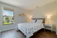 Welcome to our 3 bedroom 2.5 bath town house in the heart of Wellington Florida