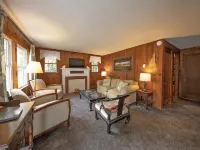 Hideaway Cottages, Cottage B Hotels in Springfield