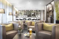 โรงแรมเบสท์เวสเทิร์น เฟเวอริท - ที่มีที่จอดรถ