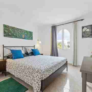 Sunny Terrace Wonderful Views Complex with2 Pools with AC Rooms