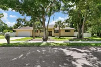 Sarasota House, A Perfect Beach Getaway!!! Spacious 4-bedroom house & Pool !!!