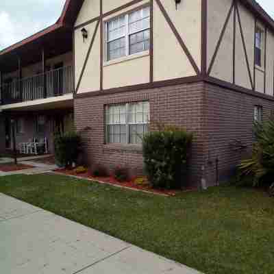 Space Coast Condo in the heart of Titusville Hotel Exterior