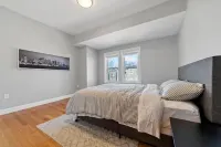 Modern/Luxury | Steps from Zoo & Golf Course Hotels in Dorchester