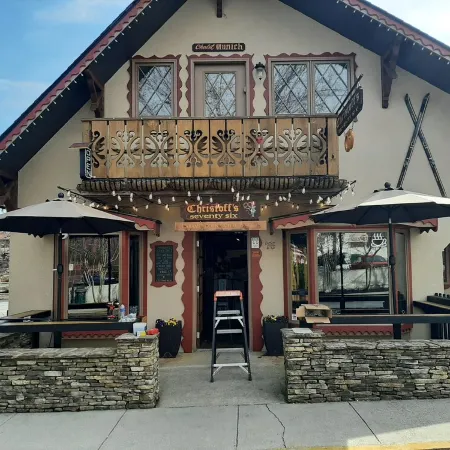 Welcome to the Heart of Helen, Chalet Munich