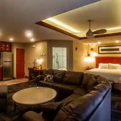 Hampton Inn Wheeling Rooms