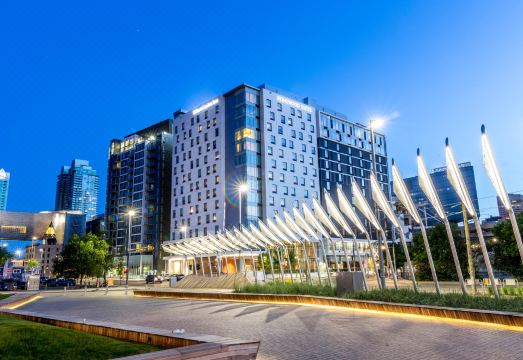 힐튼 가든 인 캘거리 다운타운