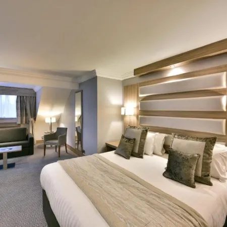 Holiday Inn MANCHESTER - OLDHAM by IHG Отели в г. Олдем