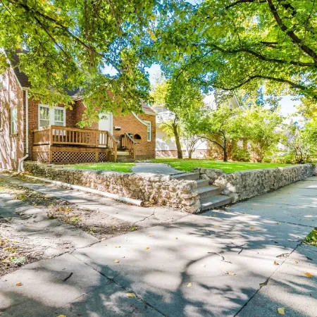 Walk To Aggieville from Brick Cottage with Man Cave, Shuffle Board, Back Yard