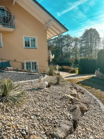 Panorama retreat; incl. private whirlpool Отели в г. Бад-Кёцтинг