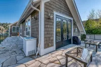 Stand-Alone Studio: Wollochet Bay waterfront access Hotels near Kandle Skatepark