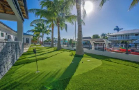 Paradise Oceanside Estate- 6 Bedrooms & 9 BR + Office + Theater Room – SLEEPS 14