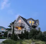 Private Pool,  Heat Included, Dogs Welcome, Hot Tub,  Oceanside, No 4x4 Needed