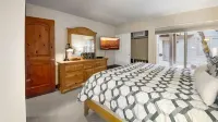 Beautiful 3Bd 2 Bath Condo Near Canyons Base, Free Shuttle or 5 Minute Walk