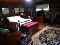 Stonewall cottage