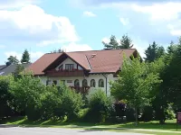 House of Happiness by apartmentglück Hotel dekat Modellbahnzentrum