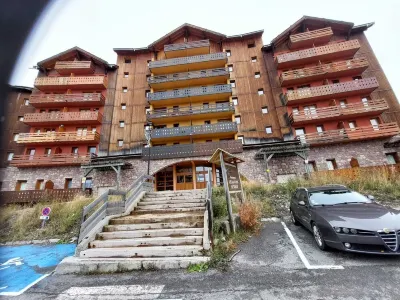 Apparemment sur les Pistes de ski Avec Piscine Risoul1850 Hautes Alpes Hotels near Résidence Antarès