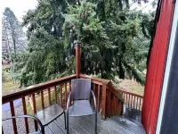 Happy Valley Studio - Peaceful rest in nature, just 5 minutes from downtown!