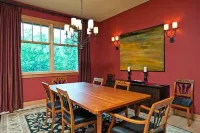 Saratoga Track Rental