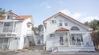 Taean Milky Blue Pension (Spa, Ott, Camping Terrace, Seasoning) Hotels near Ch'ŏngp'odae-haesuyokchang