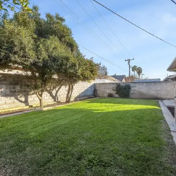 Clovis House with Foosball, 2-Car Garage!