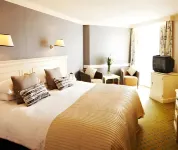 Royal Bath Hotel & Spa Bournemouth Hotels near Redhill Common