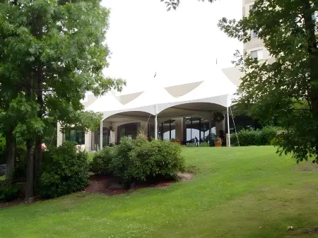 Holiday Inn Wilkes Barre - East Mountain