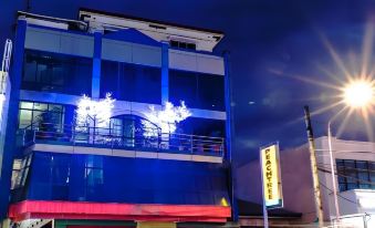 2. RedDoorz..