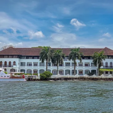 Brunton Boatyard - a CGH Earth Experience
