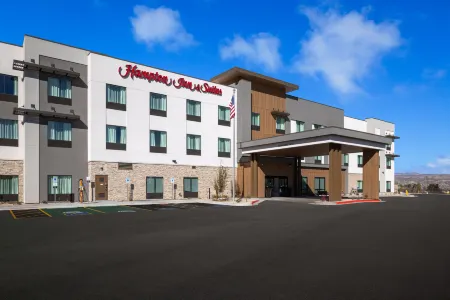 Hampton Inn & Suites by Hilton Cottonwood Отели в г. Джером
