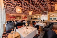 Legacy Hotel Cascais, Curio Collection by Hilton - breakfast