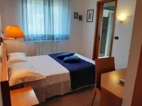 Hotel La Ruota Hotel in zona Alimentari Macelleria Crai