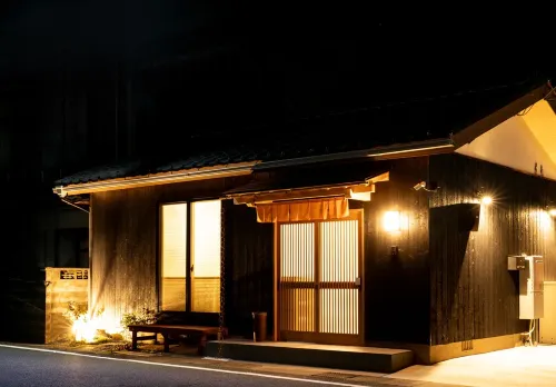 Guest House Ari to Kirigirisu Hotel a Ōmihachiman