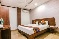 FabExpress the Divine Residency Hotell i Kapas Hera