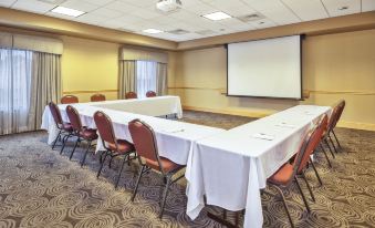 Hampton Inn & Suites Madison West