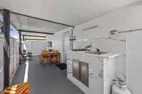 Deluxe studio in fabulous Miami Gardens with a nice King Bed, AC, Wi-Fi