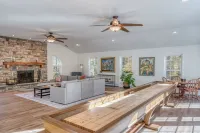 Mountain retreat in heart of the Catskills