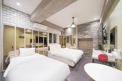 B-Bas in Pyeongri-Dong, Daegu - Motels