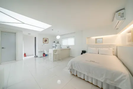 Namhae Inngallery Pension Отели в г. Намхэ