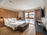 White Angel Hotel Hotels near Breuil - Plan Maison