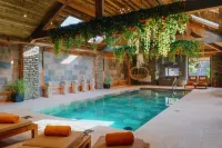 Lanelay Hall Hotel & Spa - Pools