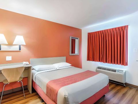Motel 6 Modesto, CA